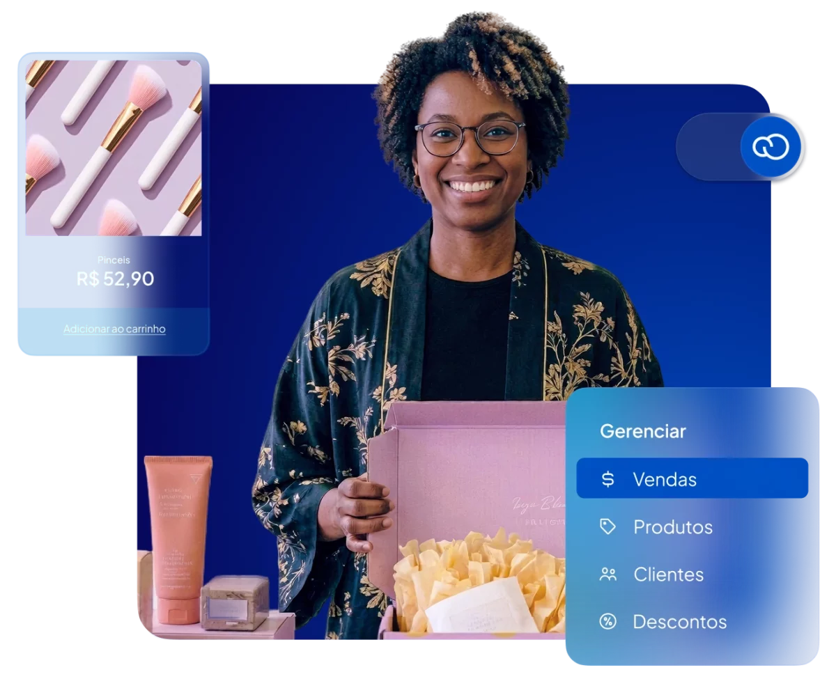 Lojista sorrindo com produtos de beleza e painel de gestão da loja